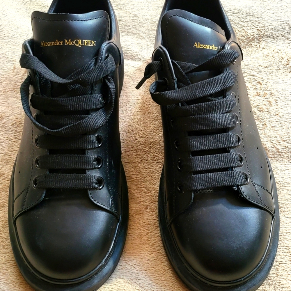 Alexander McQueen signature Black sneakers Size 44 (11 US)